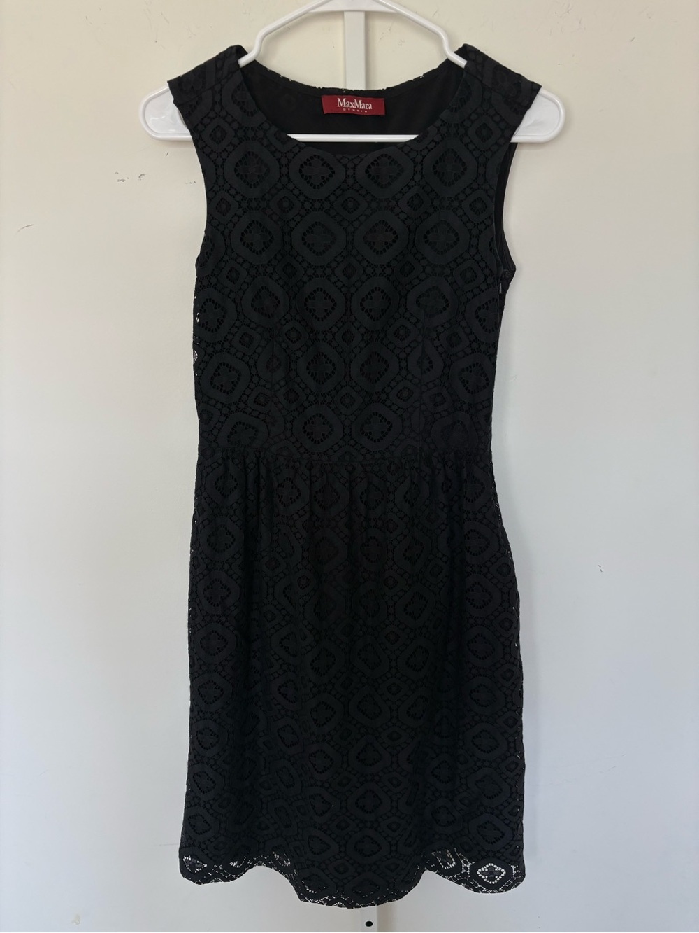 MaxMara Black Eyelet Lace Sleeveless Mini Dress Size 4